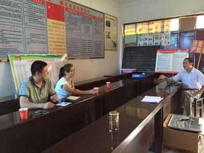 舒城縣自來(lái)水公司黨總支2016年6月30日到張母橋長(zhǎng)沖村開(kāi)展結(jié)對(duì)扶貧共建活動(dòng)